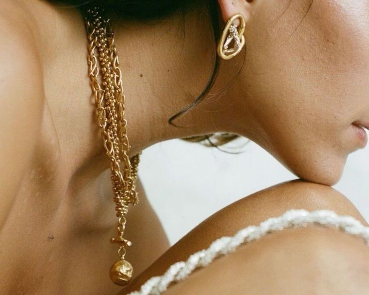 The Power of Fashion Accessories